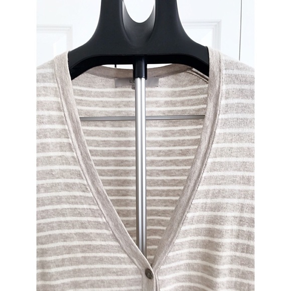 LOFT Sz XS Chic Taupe / White Striped V-Neck Cardi - Picture 3 of 7
